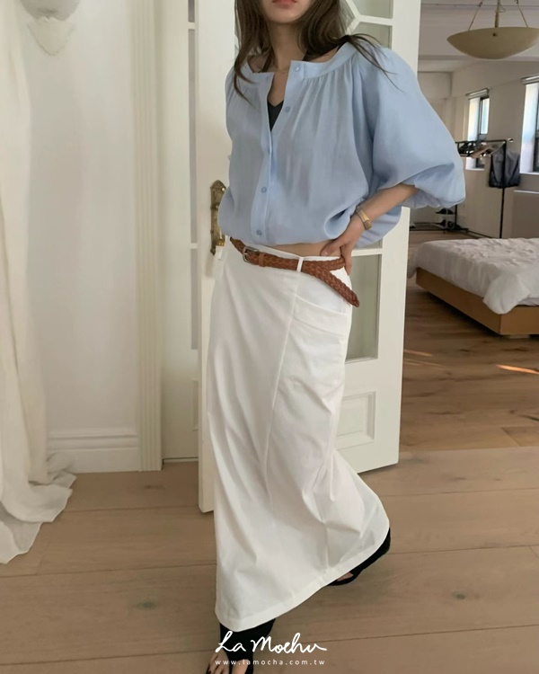 寬領微透澎袖排扣上衣